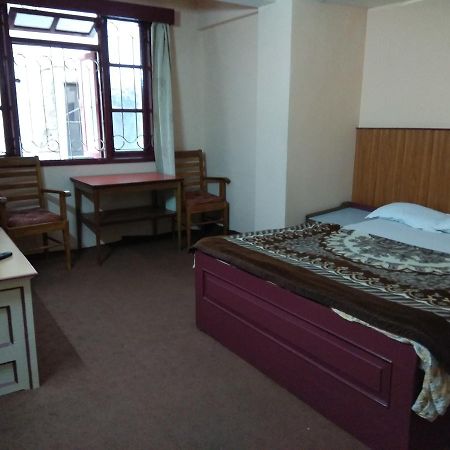 Hotel Mansarovar Dardzsiling Kültér fotó