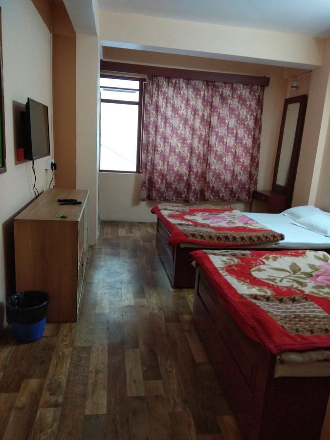 Hotel Mansarovar Dardzsiling Kültér fotó